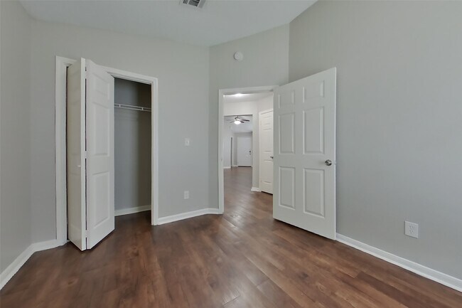 Building Photo - 3150 Kelling St