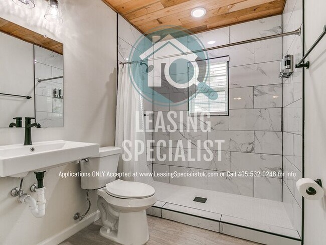 Building Photo - Norman 3 Bed 2 Bath New Custom Build Available for Immediate Move!!