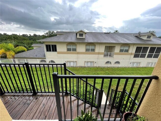 Building Photo - Awesome Townhome for Rent