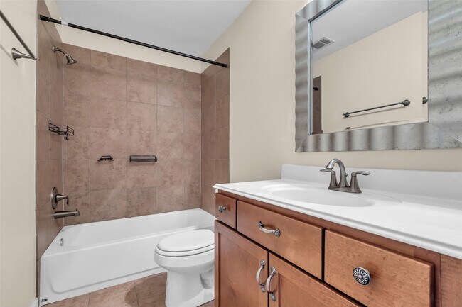 Building Photo - 1931 Flycaster Dr