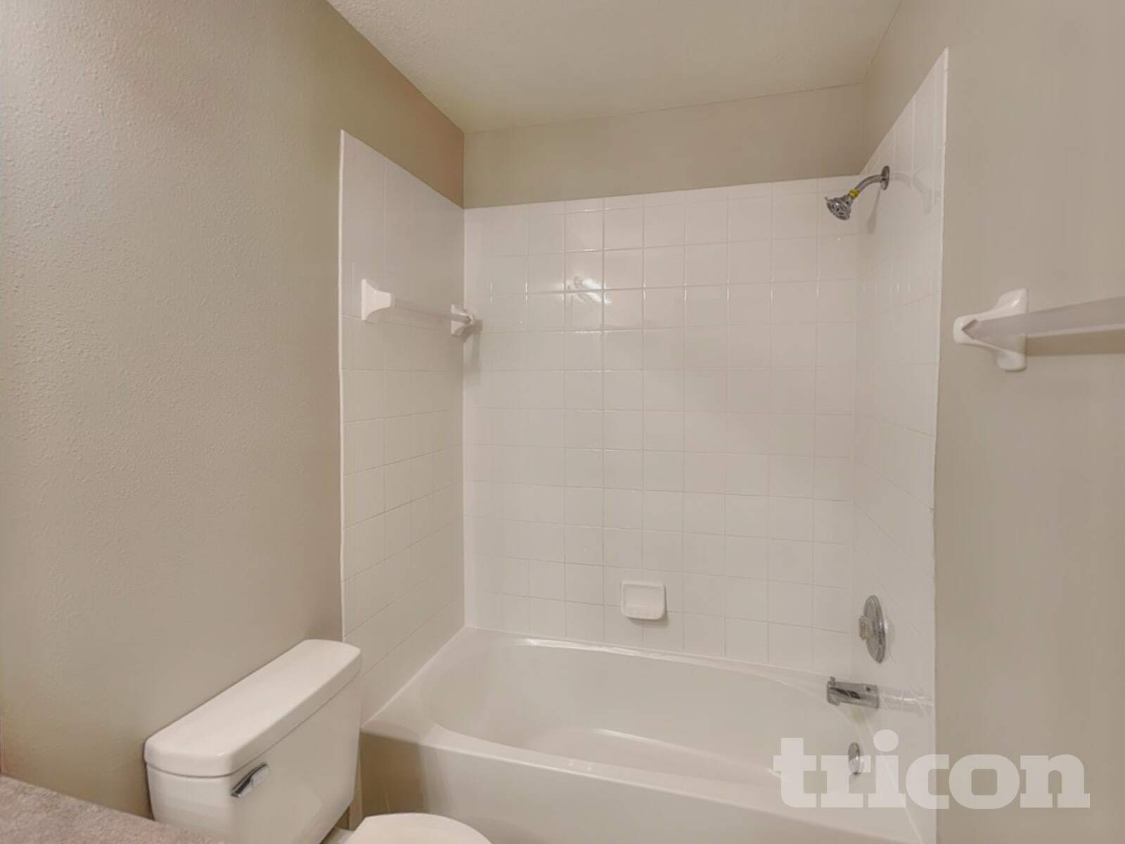 Building Photo - 2707 95th St E