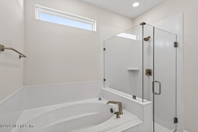 Building Photo - 3399 Kindlewood Dr