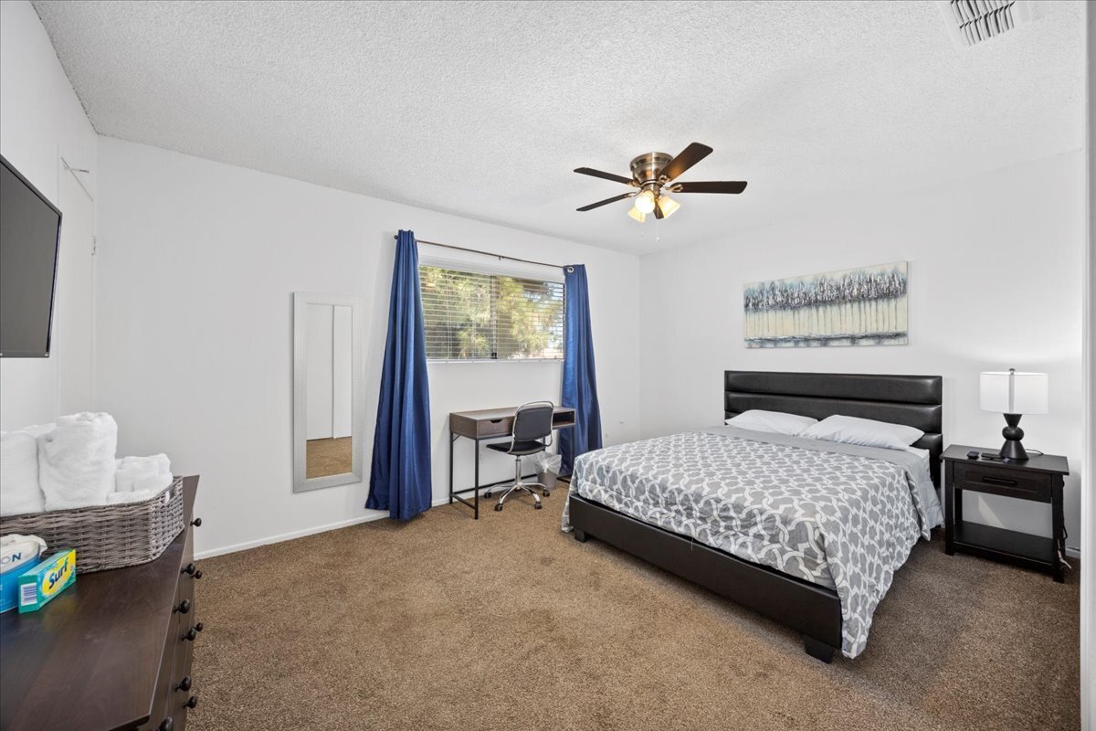 Building Photo - 4225 Parkwood Ct