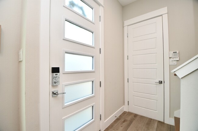 Building Photo - 1239 W Tidwell Rd