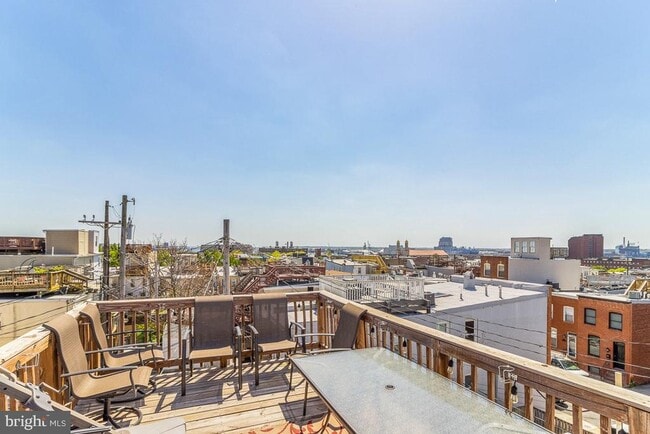 Building Photo - 2933 Fait Ave