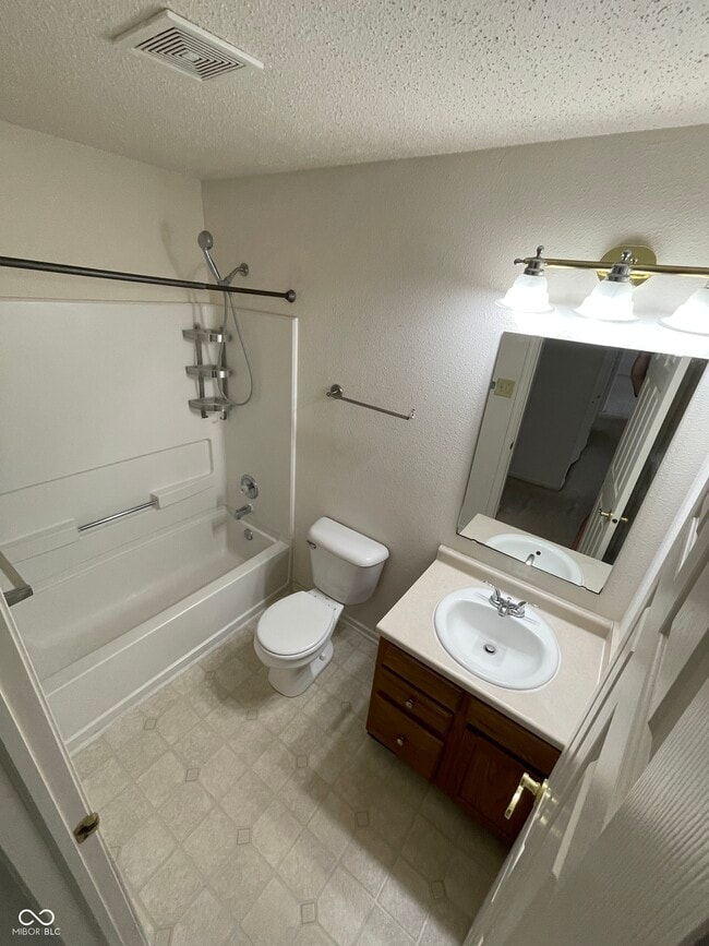 Building Photo - 10403 Bicknell Cir