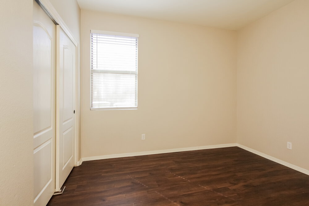 Building Photo - 8724 N 57th Dr