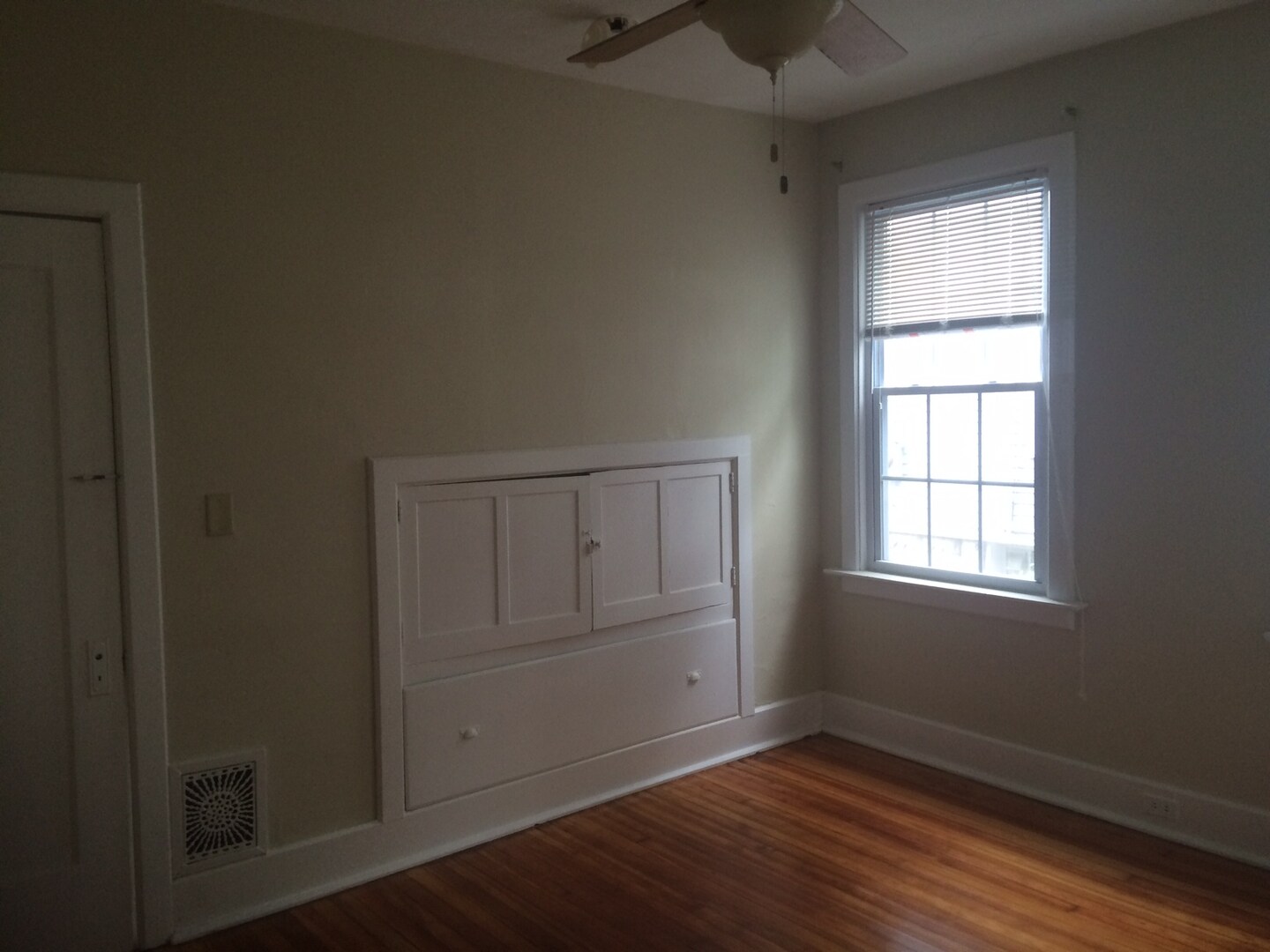 Building Photo - 940 Westcott St