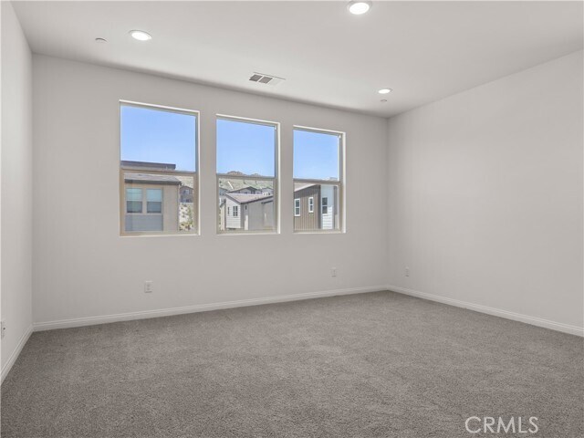 Building Photo - 27448 Pioneer Ct