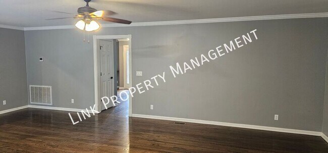 Building Photo - 7701 Elizabeth Way Dr