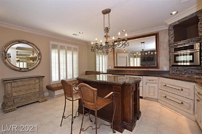 Building Photo - 251 S Green Valley Pkwy