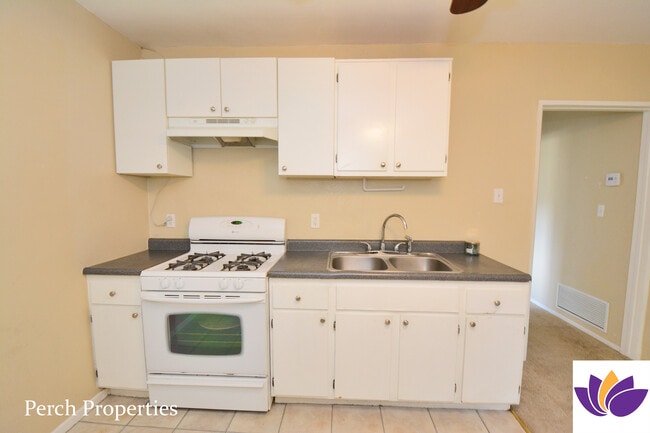 Building Photo - 22149 Wyandotte St