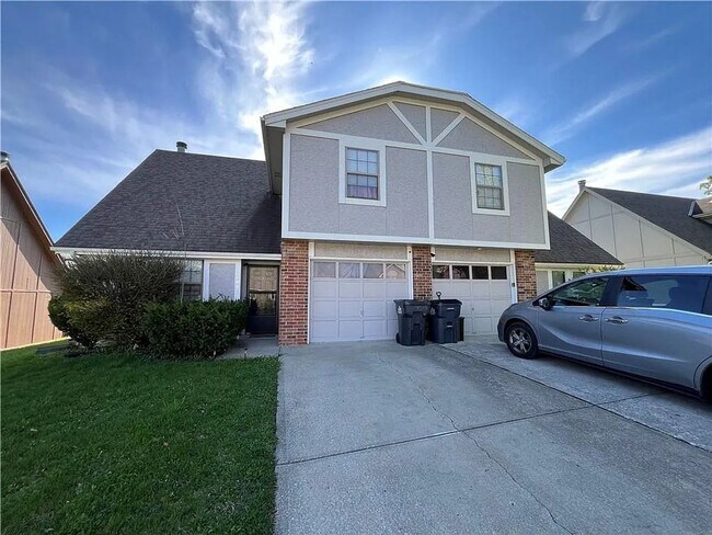 Primary Photo - 708-710 SW 37th St Duplex