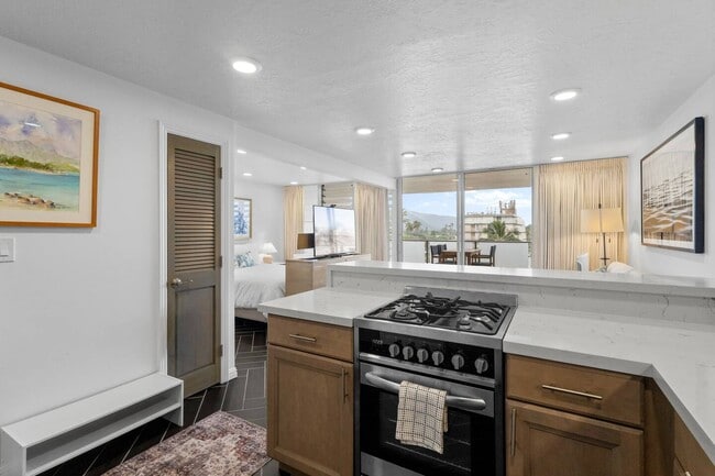 Building Photo - 53-549-549 Kamehameha Hwy