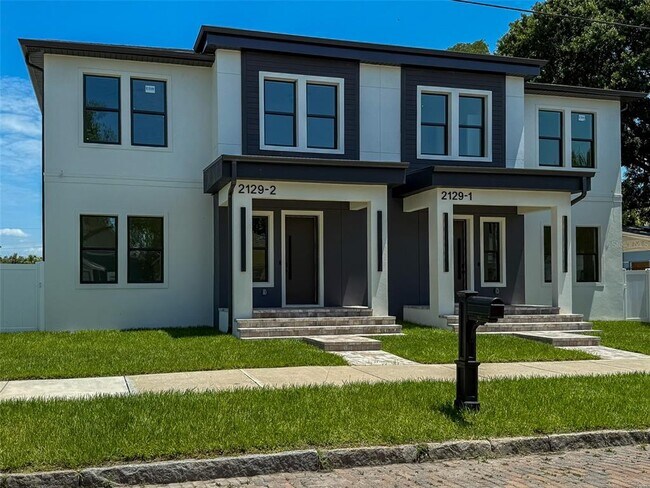 Primary Photo - 2129 W Pine St