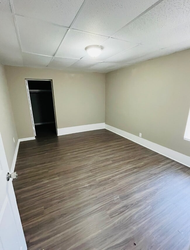 Building Photo - 2032 Mill Creek Rd SW