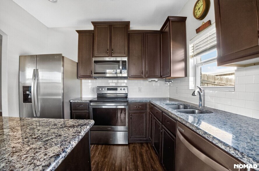 Building Photo - 1829 Tyne Way