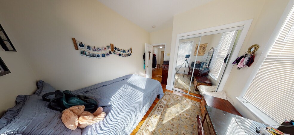 Building Photo - 235 Freeman St