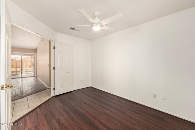 Building Photo - 15221 N 87th Dr