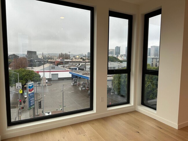 Building Photo - Epic REA - Live at Renou - Modern 2024 Building - 2 BR/2 BA