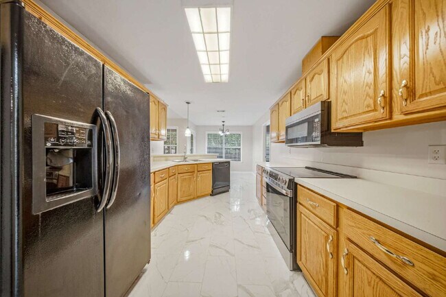 Building Photo - 1535 Breamstone Ridge