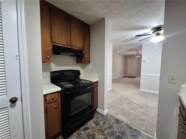 Building Photo - 408 Waterbury Dr