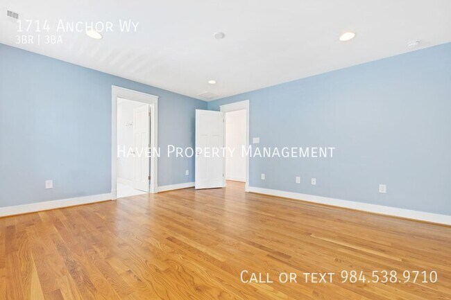 Building Photo - 1714 Anchor Wy