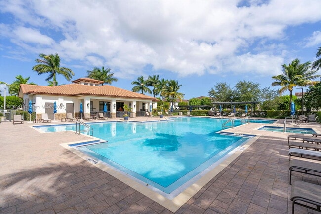 Building Photo - 11413 SW 252nd Ter