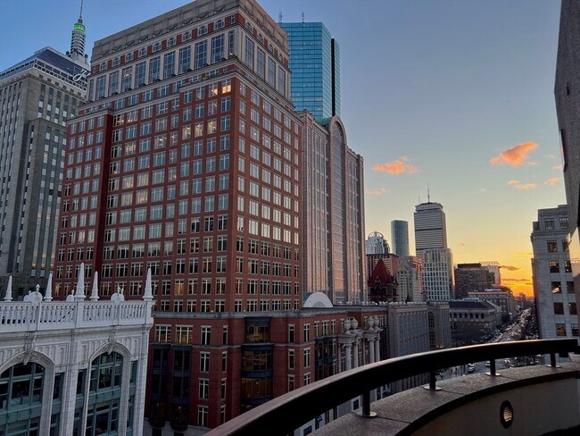 Building Photo - 425 Boylston St