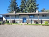 Building Photo - Countryside Apartments