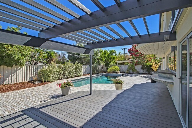 Building Photo - Beautiful Home For Rent in Cupertino with Solar, Pool and Sauna Coming Soon!
