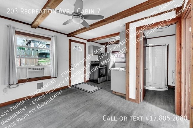 Building Photo - 203 Recreation Ave