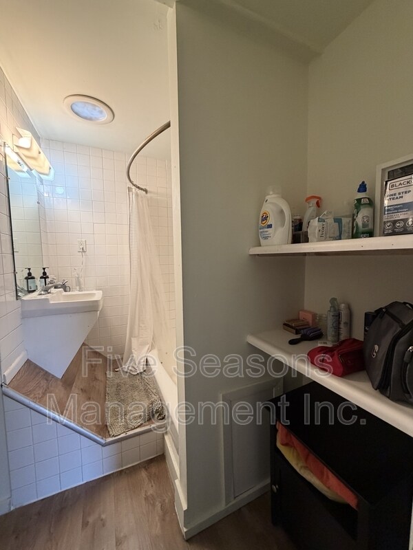 Building Photo - 194 North St