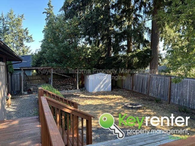 Building Photo - 2722 Cambridge Dr