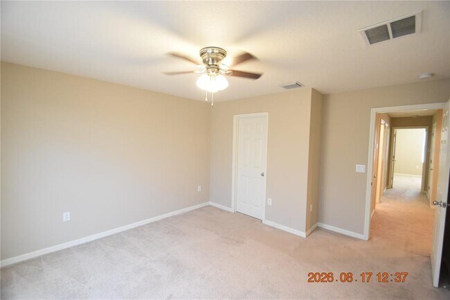 Building Photo - 7031 Woodchase Glen Dr