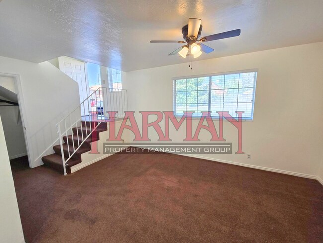 Building Photo - 699 600 W