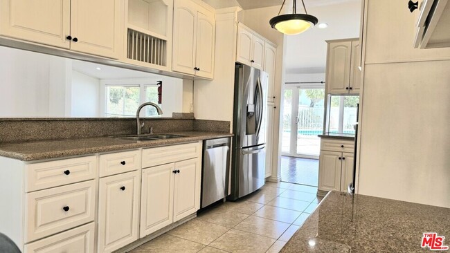 Building Photo - 20811 Tiara St