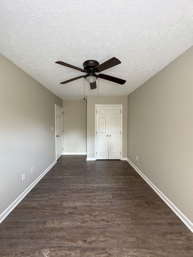 Building Photo - 2582 Gotts Ln