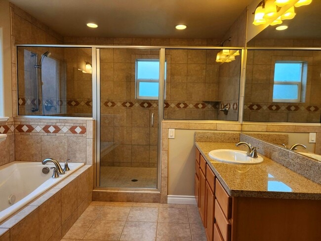 Building Photo - 1308 Parkstone Ln