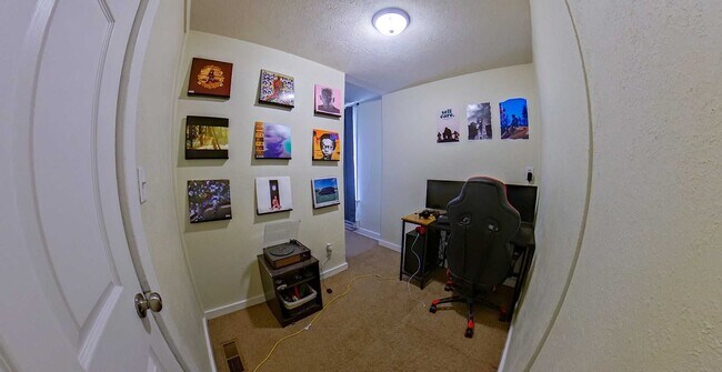 Building Photo - 512 Bluemont Ave