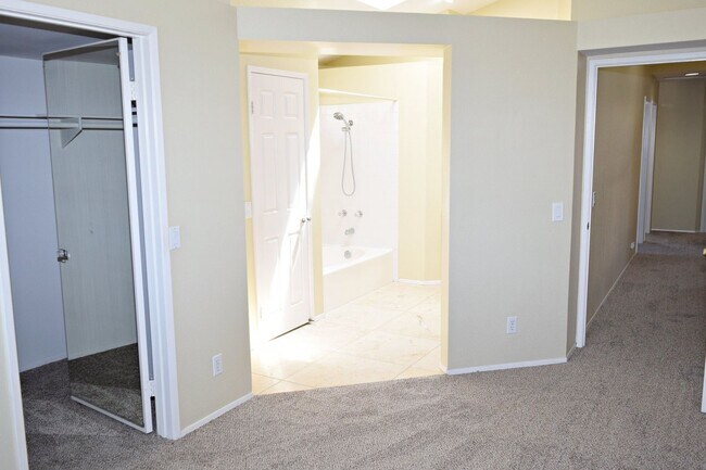 Building Photo - 4BR 3BA Home in Rancho Penasquitos - Open Floor Plan, A/C, Backyard, 2 Car Garage, Poway Valley S...