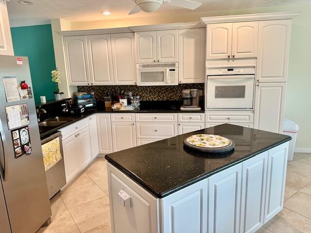 Building Photo - 2183 SE Wild Meadow Cir