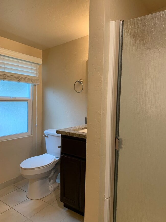 Building Photo - 1 Bedroom Casita Near Downtown Hollister