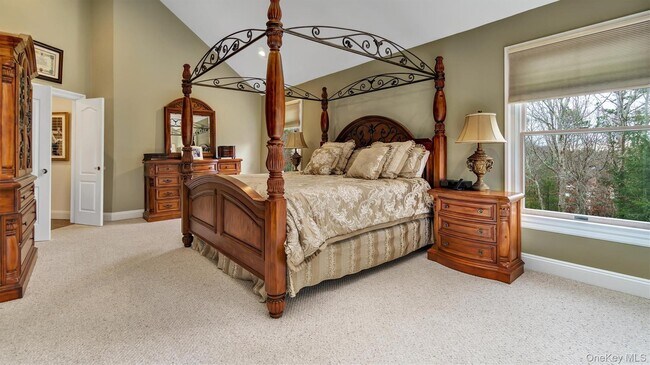 Building Photo - 151 Chardonnay Dr