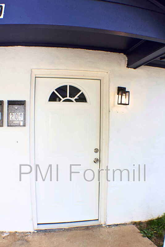 Building Photo - 209A Friedheim St