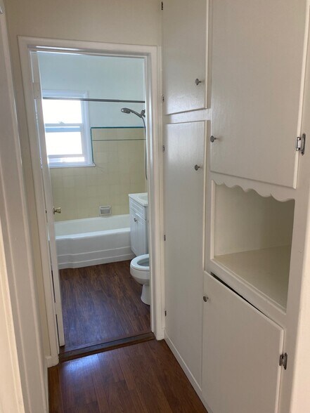 Building Photo - 1301 Manhattan Beach Blvd