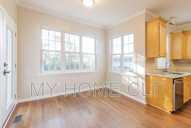 Building Photo - 12417 Ivey Creek Dr