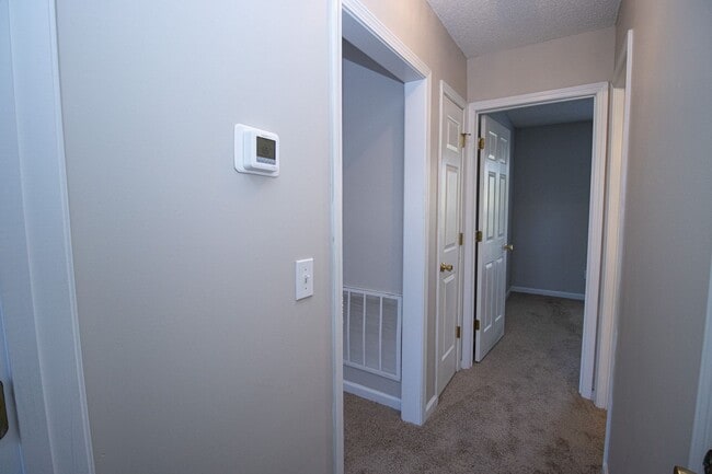 Building Photo - Spacious 3BR/2BA Home Near Fort Jackson & VA Hospital *Military Discount Offered!