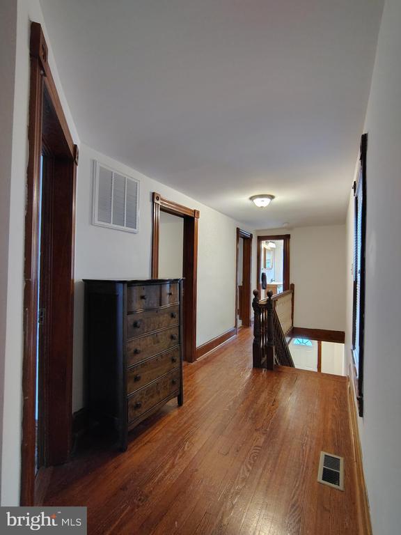 Building Photo - 518 Brunswick St