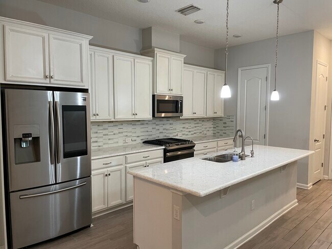 Building Photo - 64 Seastar Ct